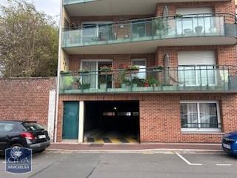  Parking / Garage  louer 