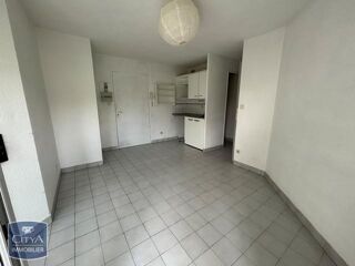  Appartement à louer 2 pièces 25 m²