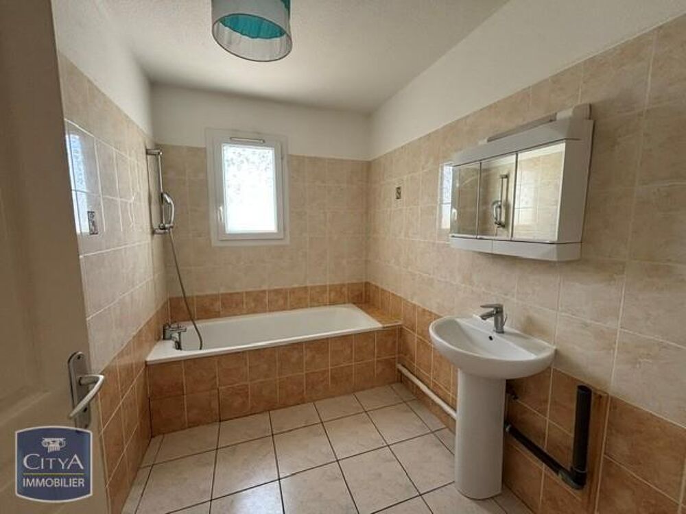 location Appartement - 3 pièce(s) - 83 m² Frontignan (34110)
