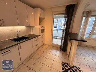  Appartement à louer 3 pièces 64 m²