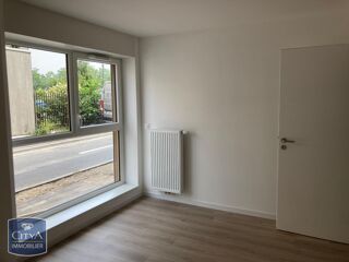  Appartement à louer 3 pièces 65 m²