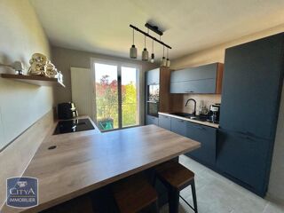  Maison à louer 5 pièces 144 m²