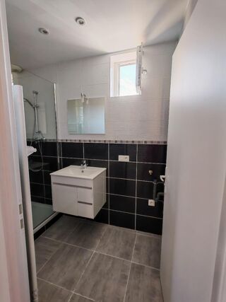 Appartement � louer 3 pi�ces 53 m�
