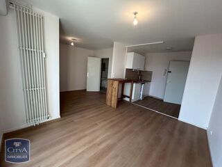  Appartement à louer 1 pièce 30 m²