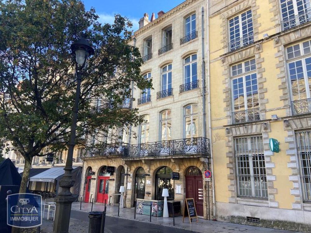   Location / Local Commercial - 138 m² 