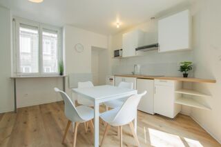  Appartement à louer 1 pièce 25 m²