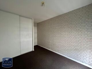  Appartement à louer 4 pièces 89 m²