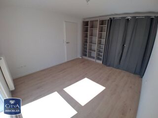  Appartement � louer 4 pi�ces 82 m�