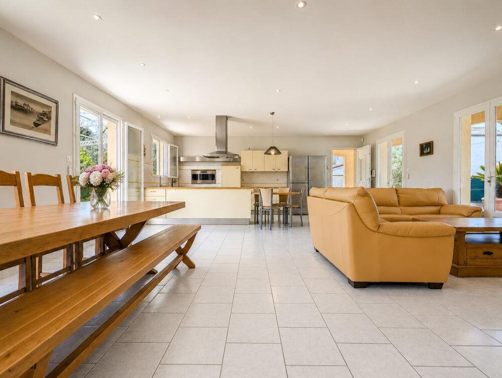 vente Maison - 4 pièce(s) - 132 m² Décines-Charpieu (69150)