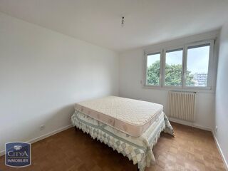  Appartement à louer 3 pièces 73 m²