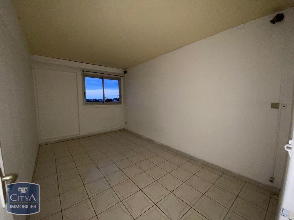 location Appartement - 4 pièce(s) - 85 m² Le Port (97420)