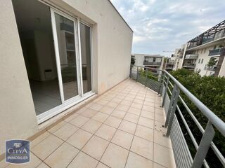  Appartement à louer 2 pièces 55 m²