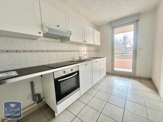  Appartement à louer 4 pièces 88 m²