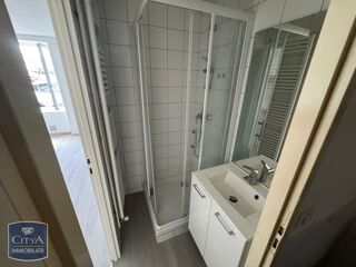  Appartement à louer 2 pièces 30 m²