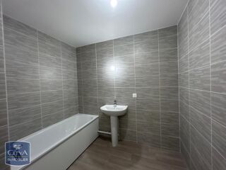  Appartement à louer 3 pièces 57 m²