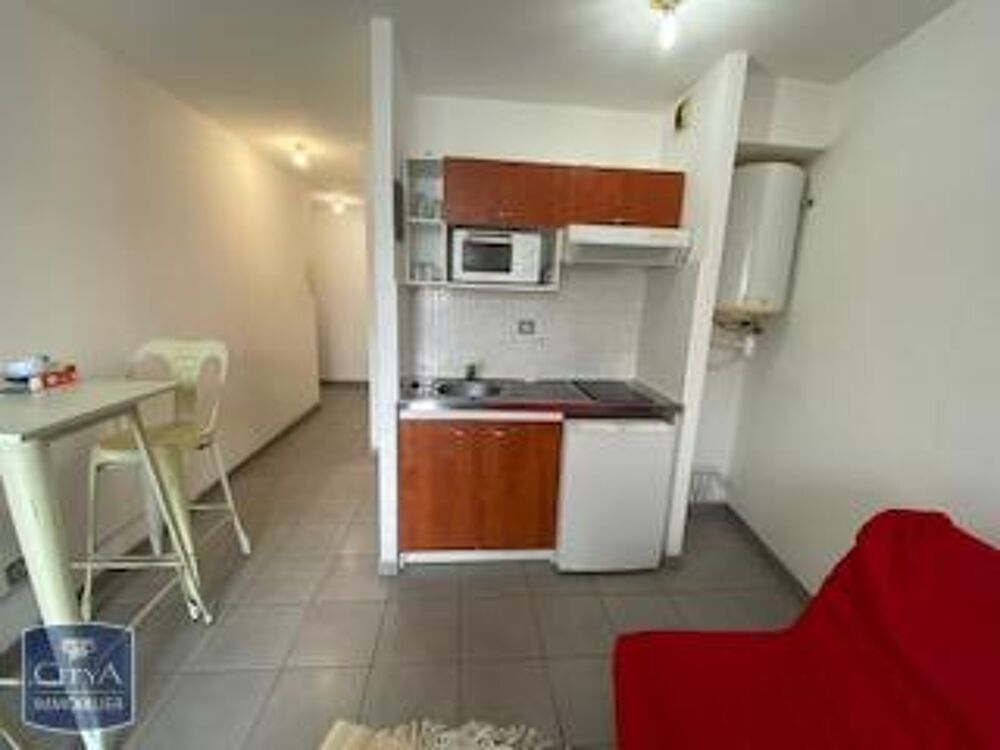 location Appartement - 1 pièce(s) - 22 m² Sainte-Clotilde (97490)