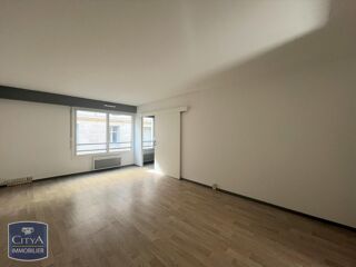  Appartement à louer 2 pièces 65 m²