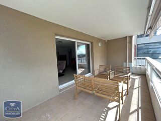  Appartement à louer 4 pièces 85 m²