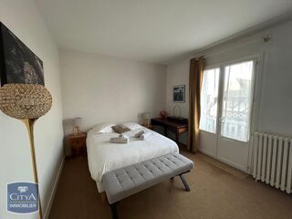  Maison à louer 6 pièces 96 m²