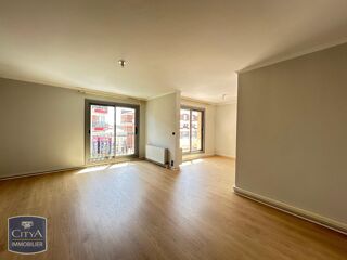  Appartement à louer 3 pièces 92 m²