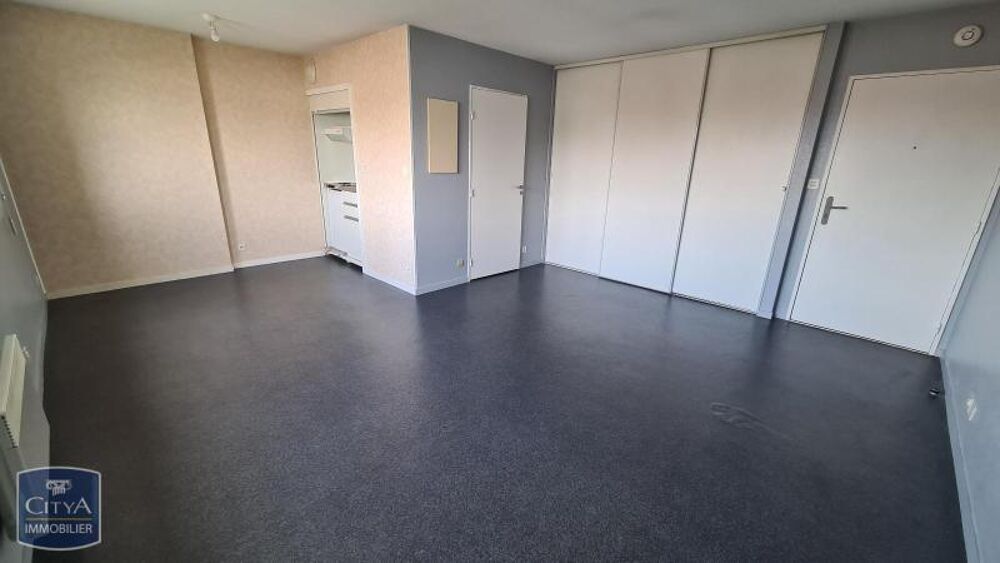 location Appartement - 1 pièce(s) - 31 m² Saint-Benoît (86280)