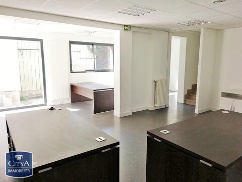   Location / Local Commercial - 220 m² 