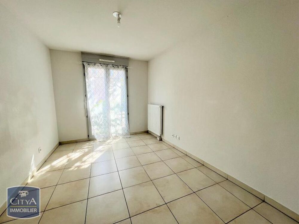 location Appartement - 2 pièce(s) - 47 m² Marseille 4