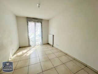  Appartement à louer 2 pièces 47 m²