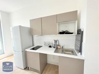  Appartement à louer 3 pièces 64 m²
