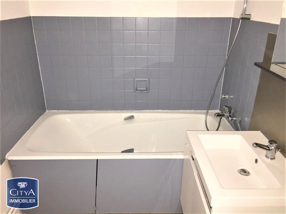 location Appartement - 1 pièce(s) - 27 m² Clermont-Ferrand (63000)