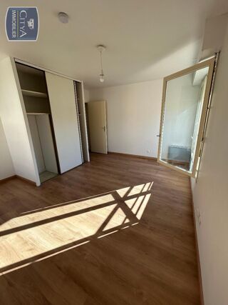  Appartement à louer 1 pièce 30 m²