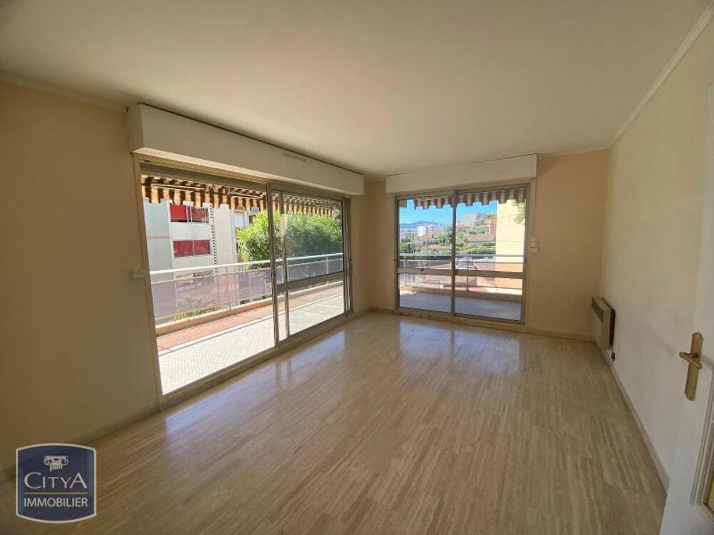 location Appartement - 2 pièce(s) - 54 m² Mandelieu-la-Napoule (06210)
