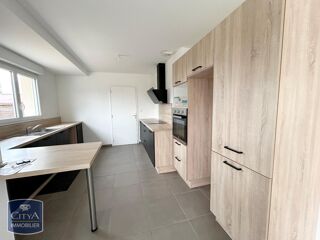  Maison à louer 6 pièces 128 m²