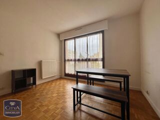  Appartement à louer 1 pièce 32 m²