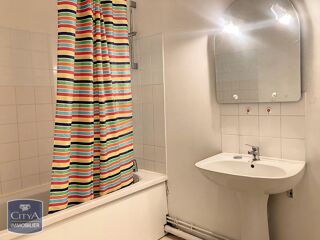  Appartement à louer 1 pièce 41 m²