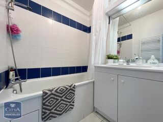  Appartement à louer 2 pièces 48 m²