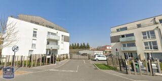  Parking / Garage à louer 