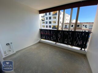 location Appartement - 1 pièce(s) - 33 m² Le Tampon (97430)