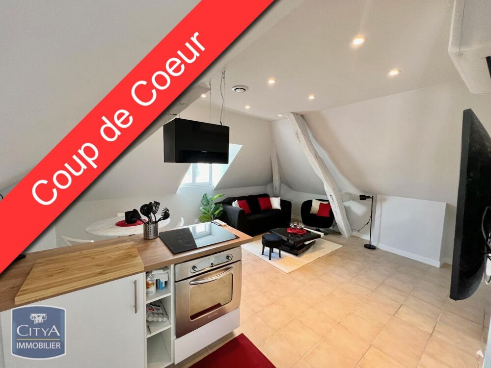 À LOUER : Appartement atypique offrant une surface au so....