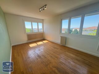  Appartement à louer 2 pièces 45 m²