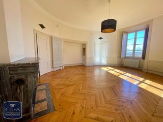  Appartement à louer 3 pièces 103 m²