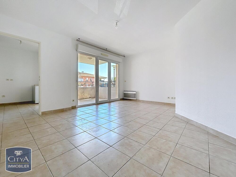 LOCATION - MIHAUD - APPARTEMENT 2 PIECES - TERRASSE - PA....