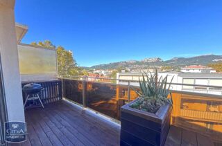  Appartement à louer 2 pièces 53 m²