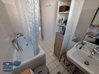  Appartement à louer 3 pièces 63 m²