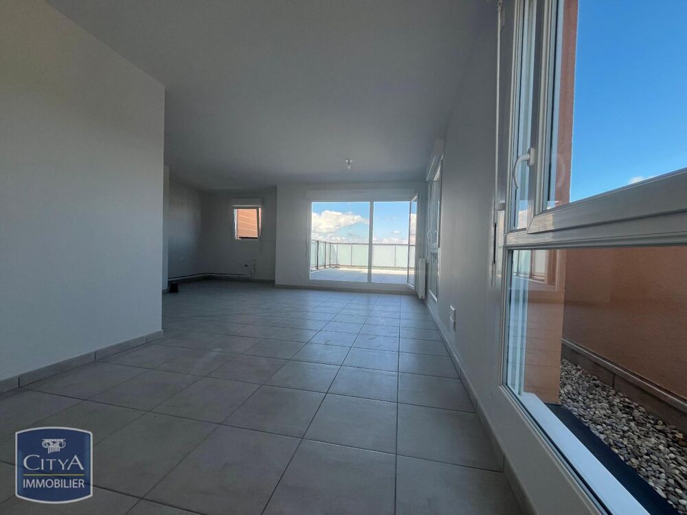 CITYA LAMARTINE vous propose cet appartement T4 situé à ....