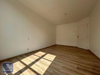  Appartement à louer 2 pièces 71 m²