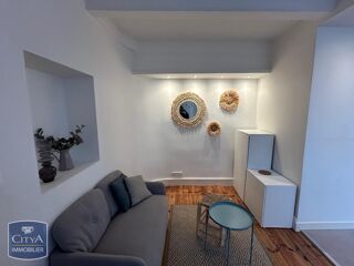  Appartement à louer 2 pièces 33 m²
