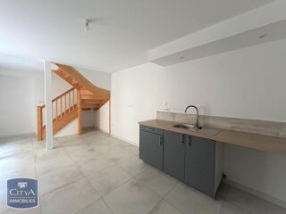  Appartement à louer 4 pièces 84 m²