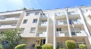  Parking / Garage � louer 