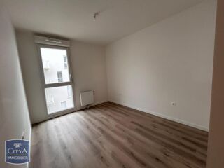  Appartement à louer 3 pièces 64 m²